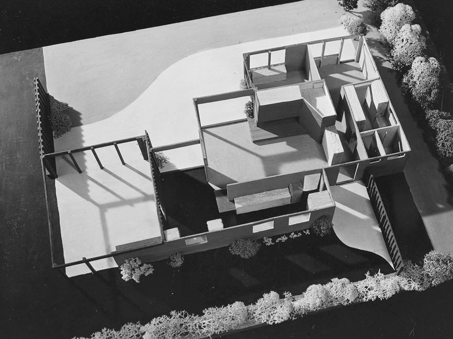 <br />
<b>Warning</b>:  Undefined variable $slide_alt in <b>/home/public/wp-content/plugins/ultimate-responsive-image-slider/uris-layout.php</b> on line <b>254</b><br />
