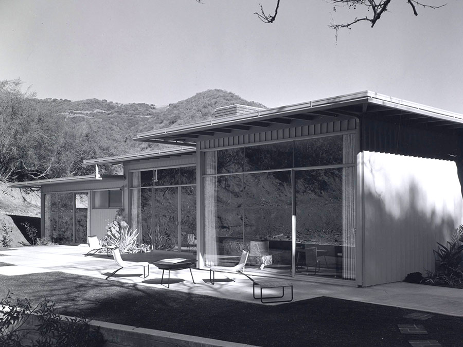 <br />
<b>Warning</b>:  Undefined variable $slide_alt in <b>/home/public/wp-content/plugins/ultimate-responsive-image-slider/uris-layout.php</b> on line <b>254</b><br />
