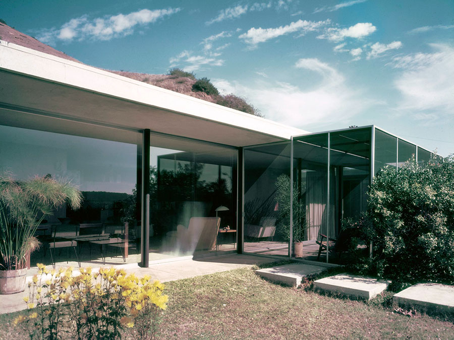 <br />
<b>Warning</b>:  Undefined variable $slide_alt in <b>/home/public/wp-content/plugins/ultimate-responsive-image-slider/uris-layout.php</b> on line <b>254</b><br />
